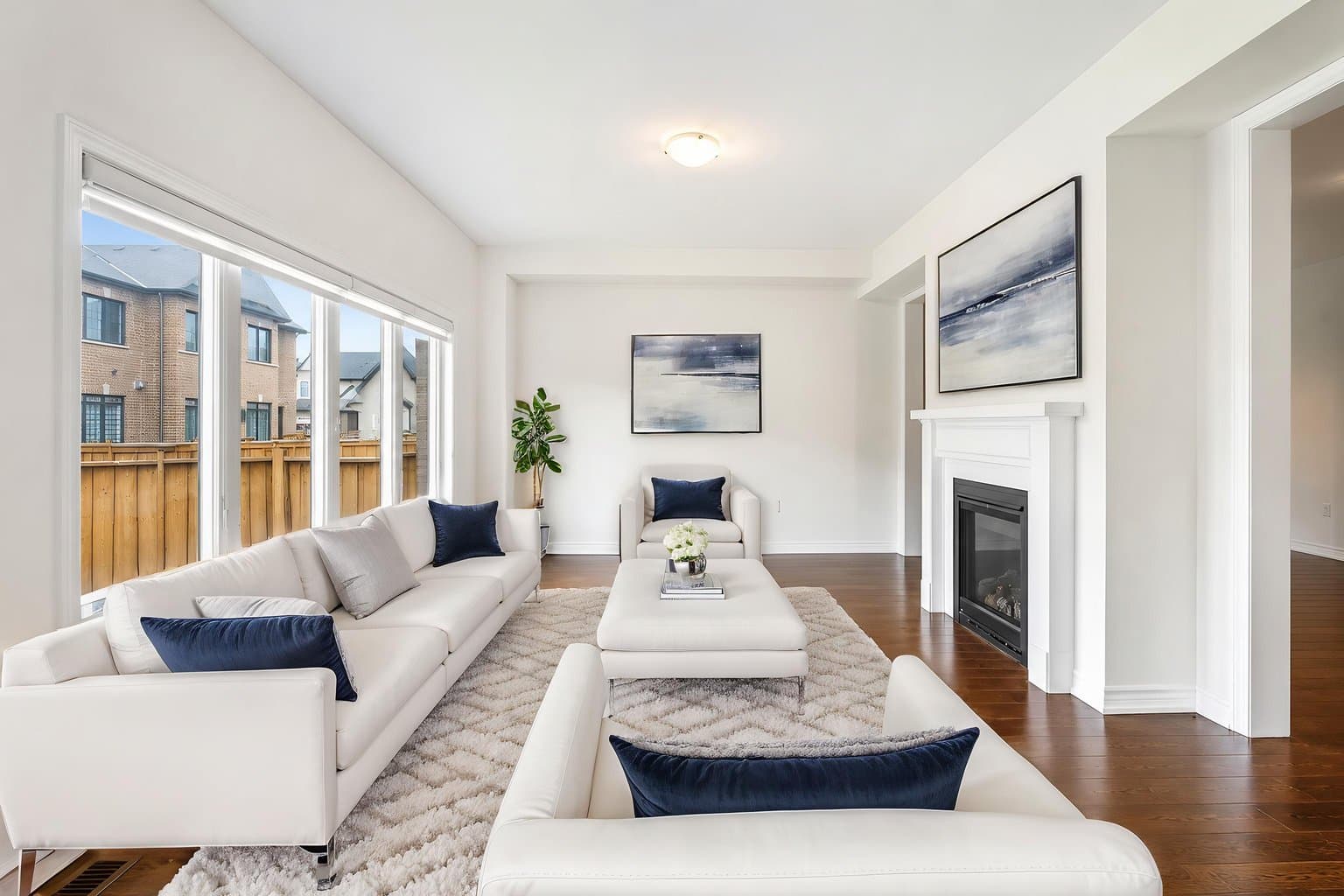 Living Room virtually staged by VirtuallyStage — Contemporary